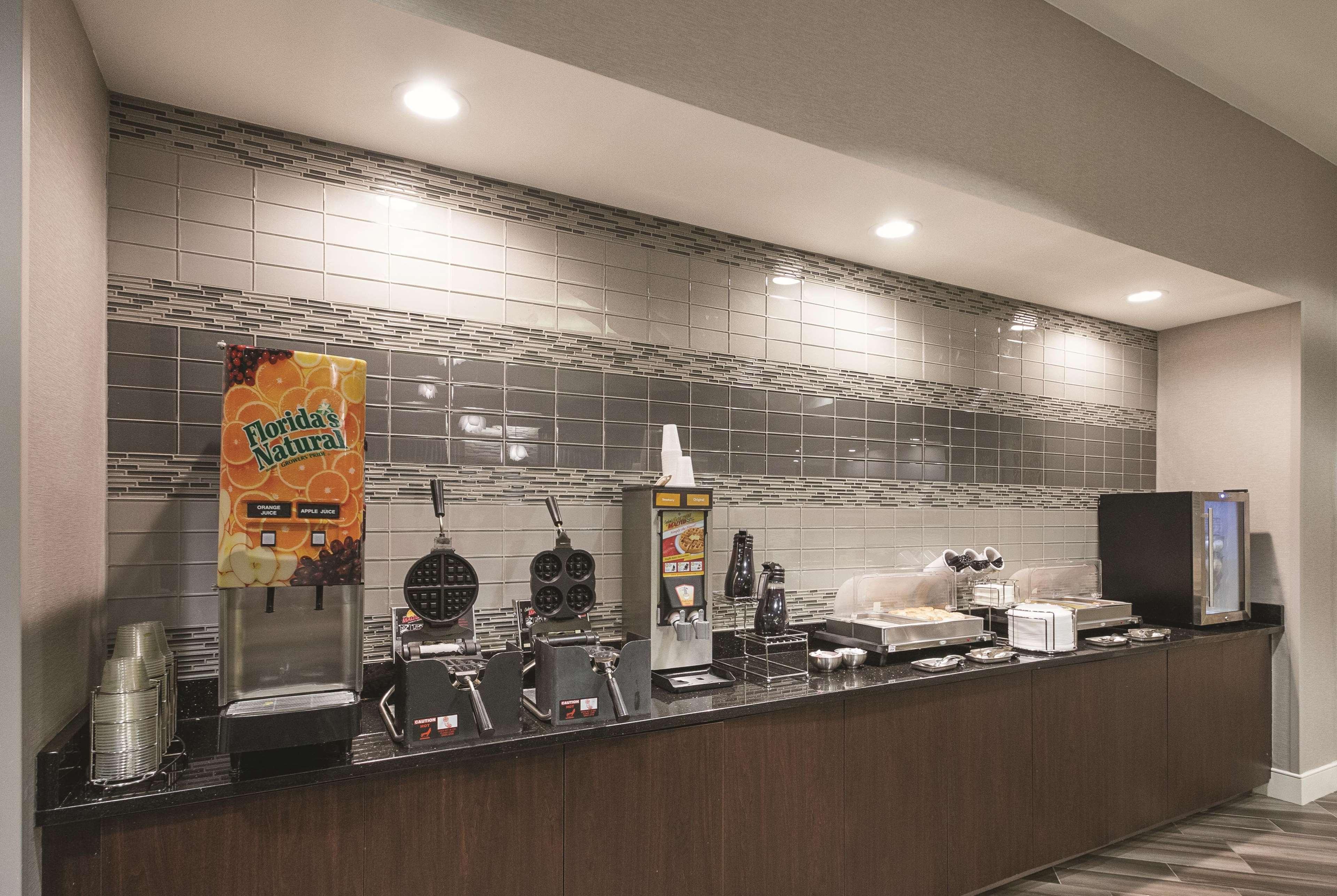 La Quinta By Wyndham Orem University Pwy Provo Eksteriør billede
